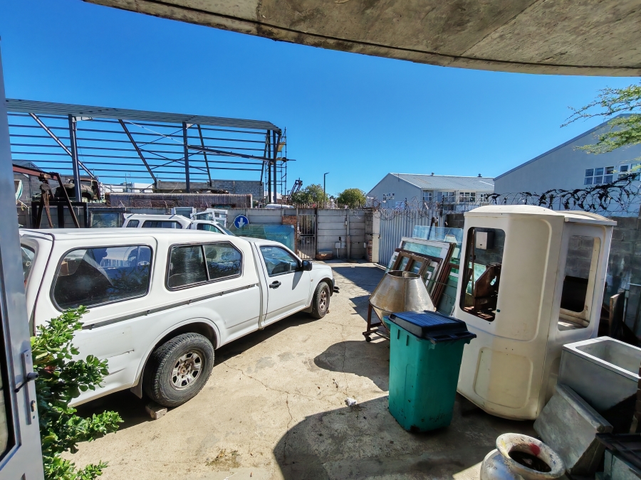 To Let Commercial Property for Rent in Strand Central Western Cape